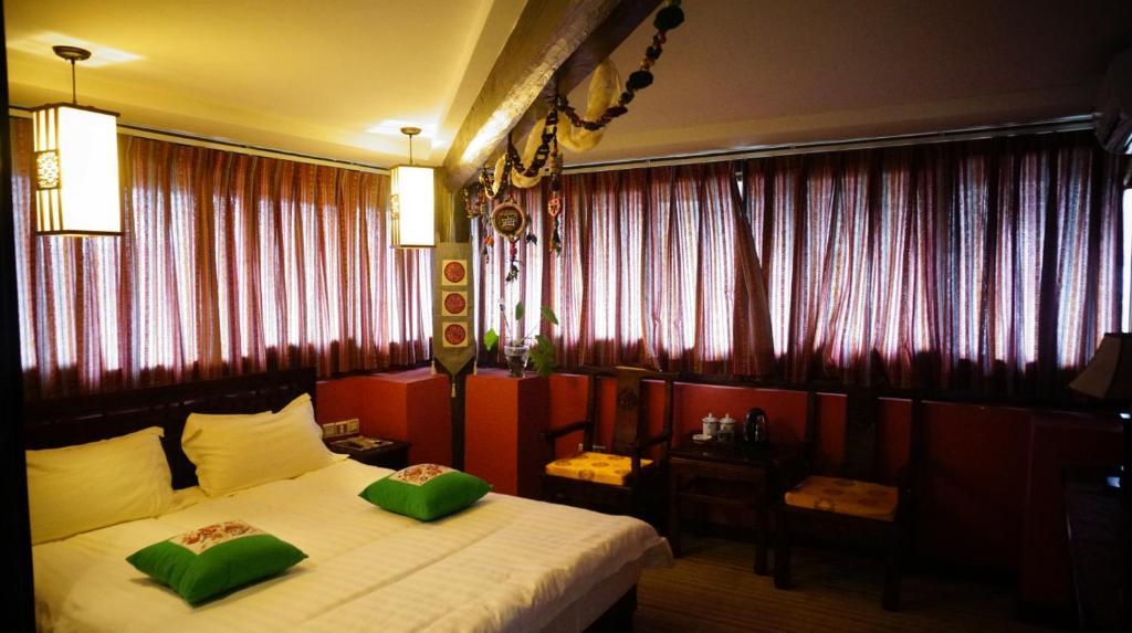 Lijiang Wangjia Courtyard Inn Habitación foto